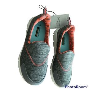 Girls Danskin Now Pink/Grey slip ons NWT